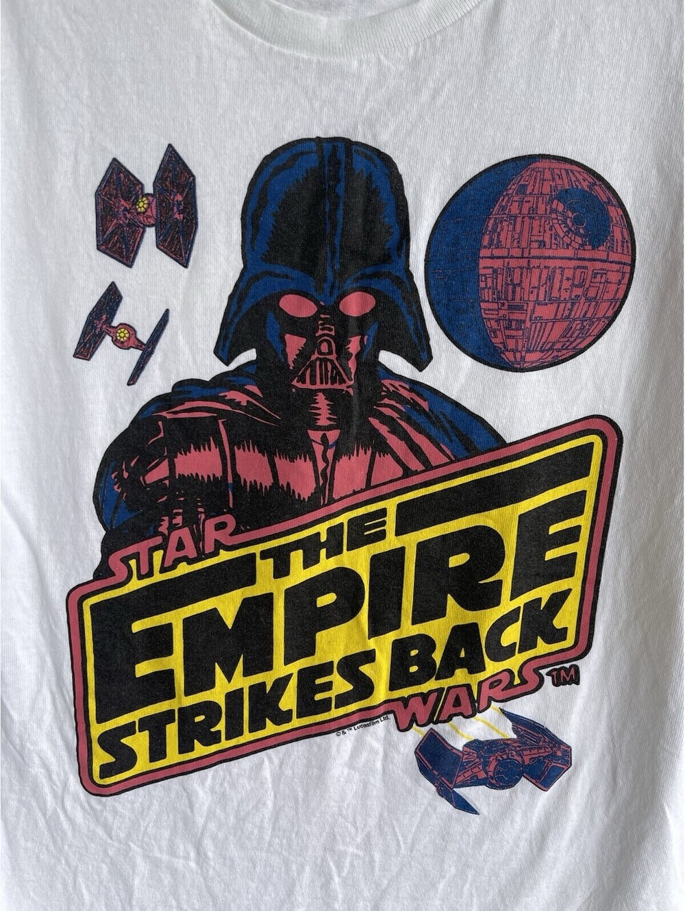 Star Wars Shirt Mens White Empire Strikes Back Darth Vader Sz Medium.